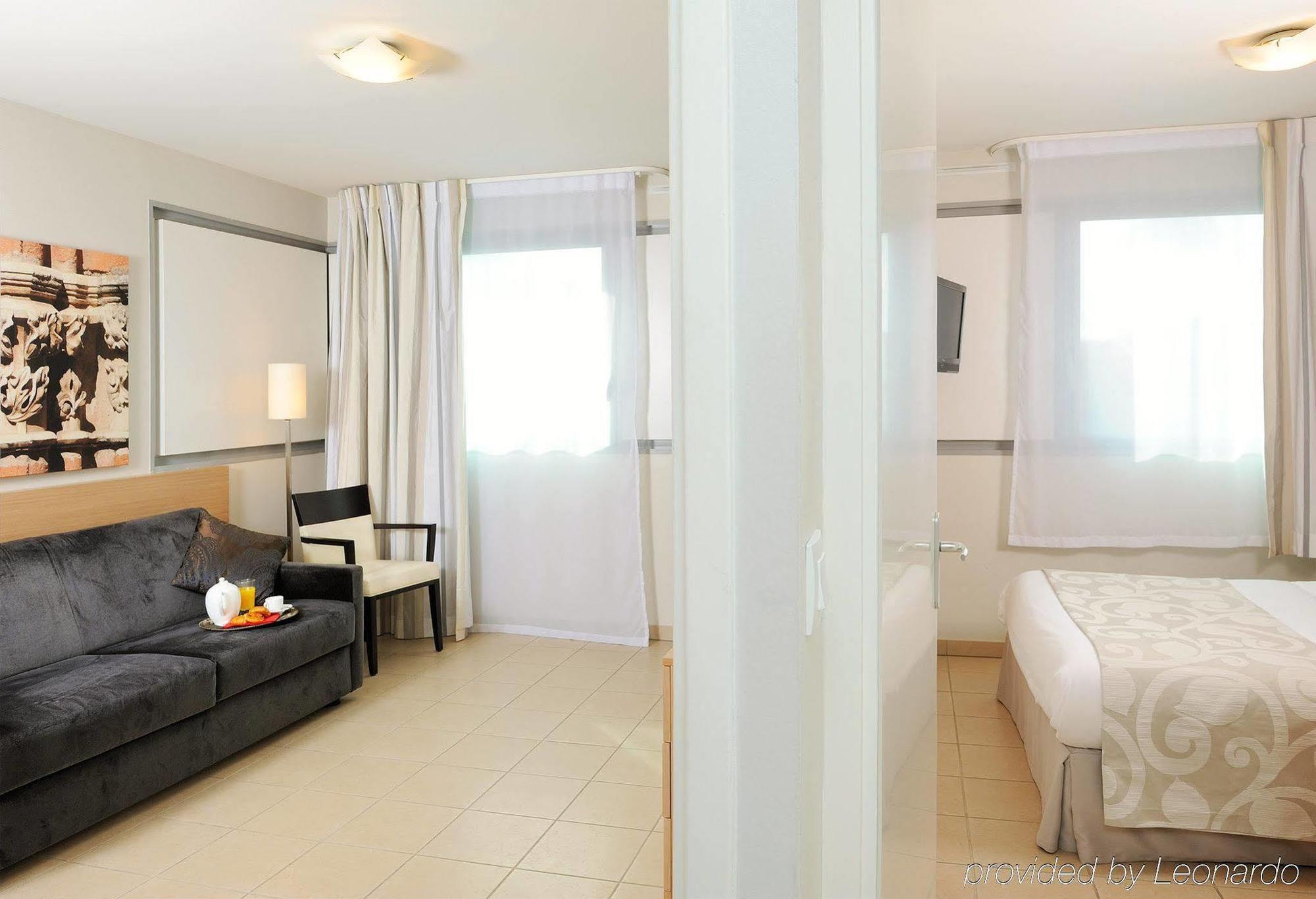 Apartahotel Residhome Occitania 3*