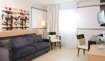 Residhome Occitania Apartahotel 3*